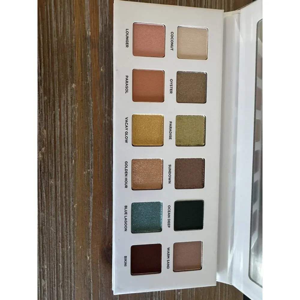 ICONIC LONDON BEACHSIDE BABE EYESHADOW PALETTE Full Size